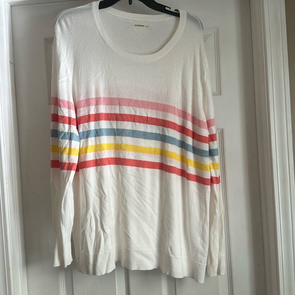 NWOT Andthewhy pullover